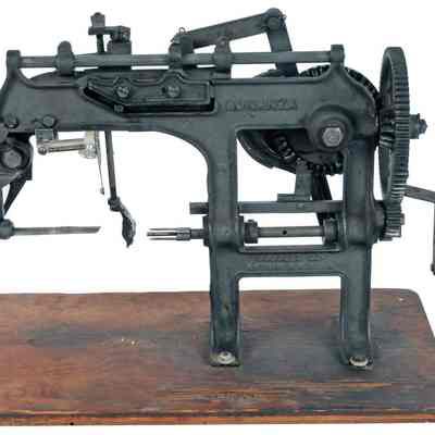 Apple Peeler/Corer, hand crank