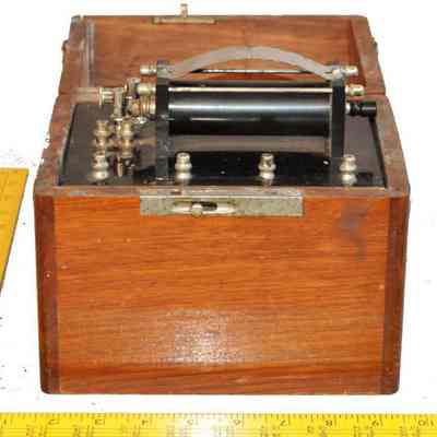 Quack Faradic Battery