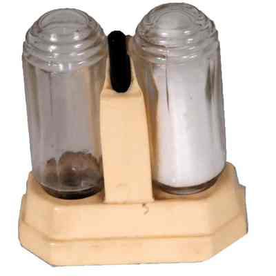 Mechanical Salt and Pepper Shaker
