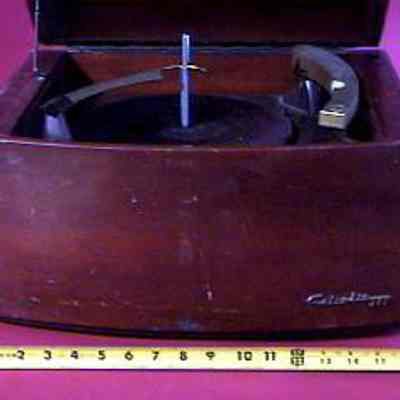 Phonograph, multi-speed electric