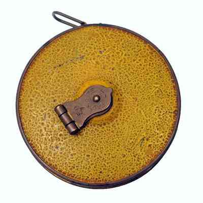 Retractable Measure Tape