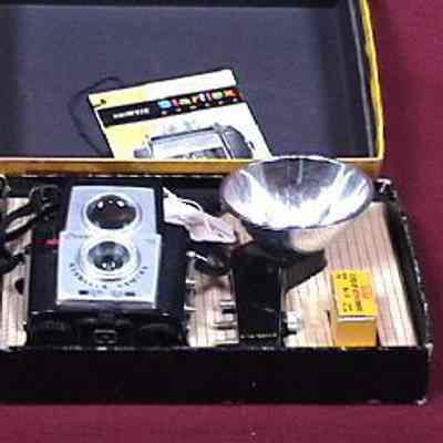Twin Lens Box Still Camera