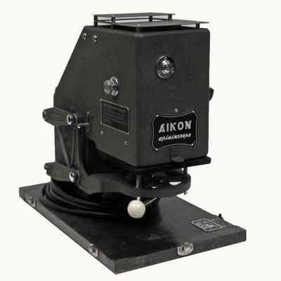 Microscope Slide Projector