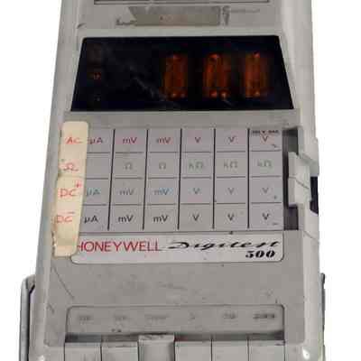 Voltmeter