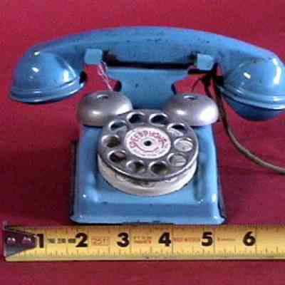 Toy Telephone