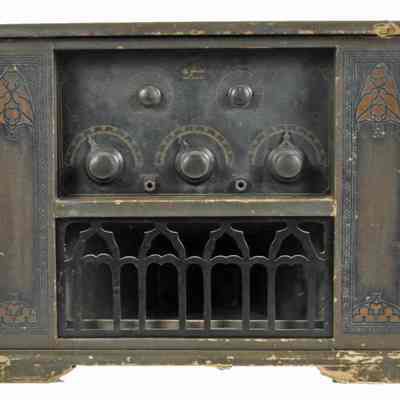 Table Receiver Radio