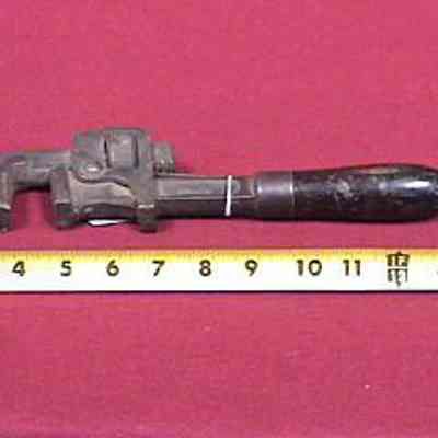 Pipe Wrench