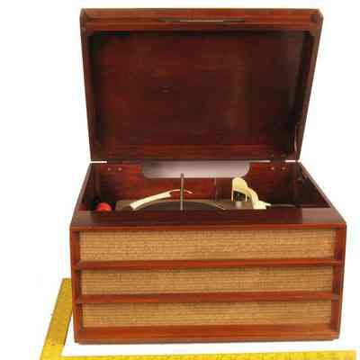 Multi-speed Phonograph Record Player