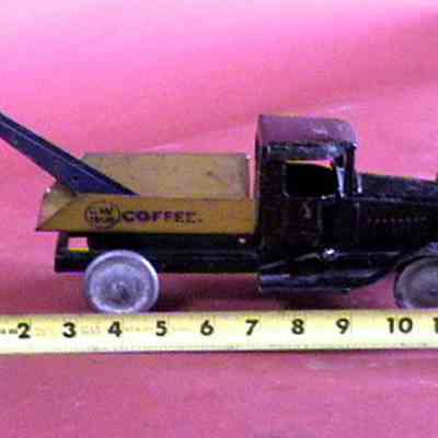 Toy Tow Truck