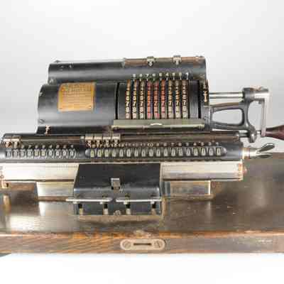 Comptometer