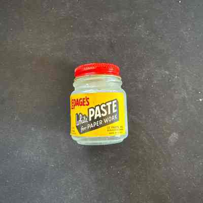 Jar-White Paste