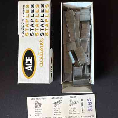 Aceliner Staples Box
