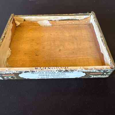 Tray