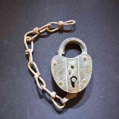 NNRy Switch Lock