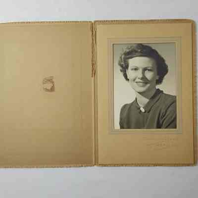 Photo of Young Adult Mabel Moss