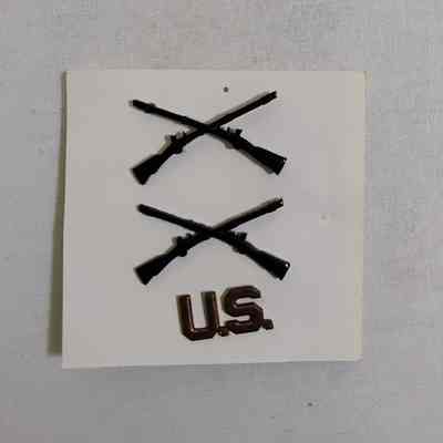 WW2 US Army Pins