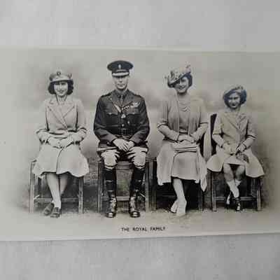 A royal family postcard