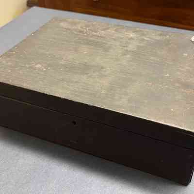 Wooden box