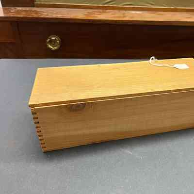 Yankee Nesting Box