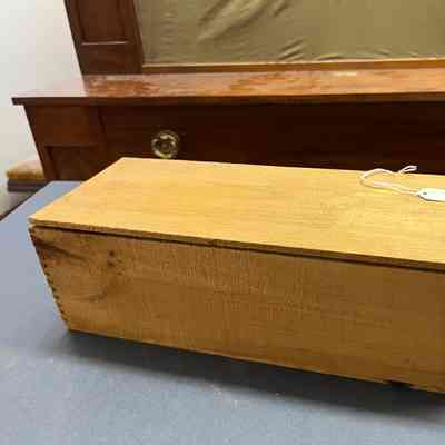Yankee Nest Box