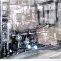          Hammer Collection Photographs, (1 folder, 1975) picture number 3
   