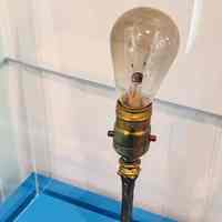 Lamp with Carbon Filament Bulb