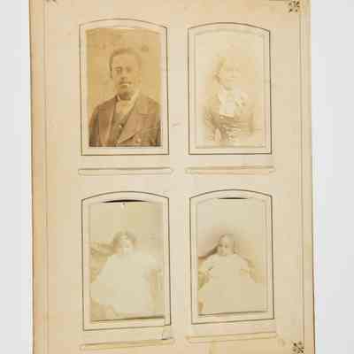 Photographs folder thumbnail.