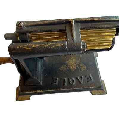 Rear view of fluting roller