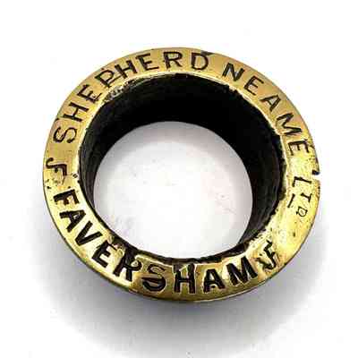 Shepherd Neame Brass collar