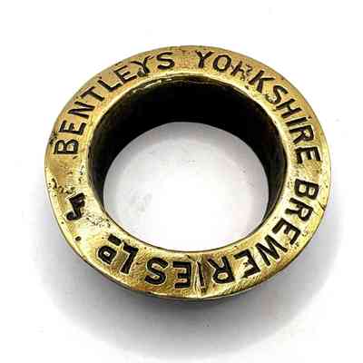 Bentleys Yorkshire Breweries Brass collar