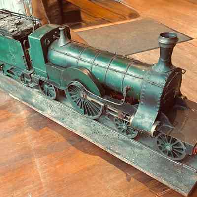 Stirling 8 Train model