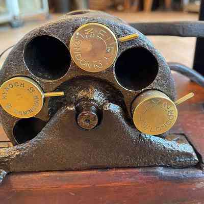 Crow scarer detail, where cartridges loaded