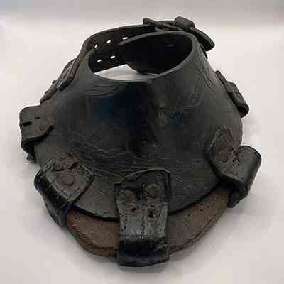 Home-made mud shoe for horse