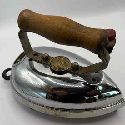 Vintage Electric Iron 1940’s