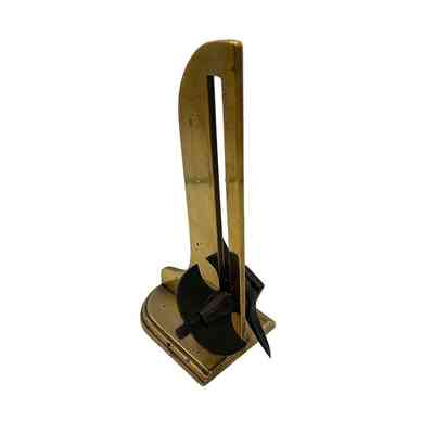 Scribing instrument