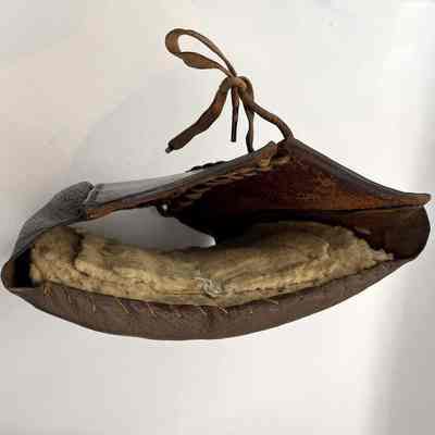 Showing interior padding