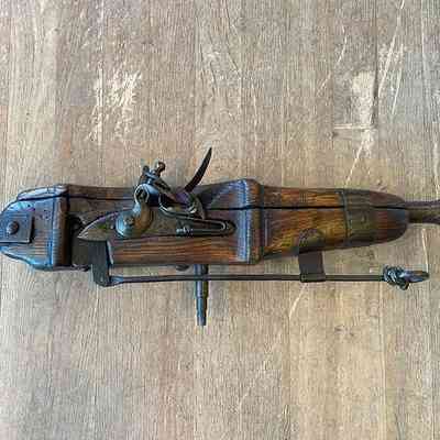 Anti-Poacher Flintlock Gun