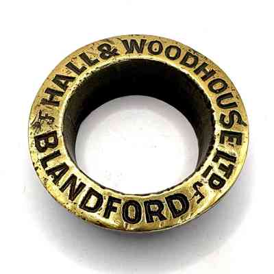 Hall & Woodhouse Blandford Brass collar