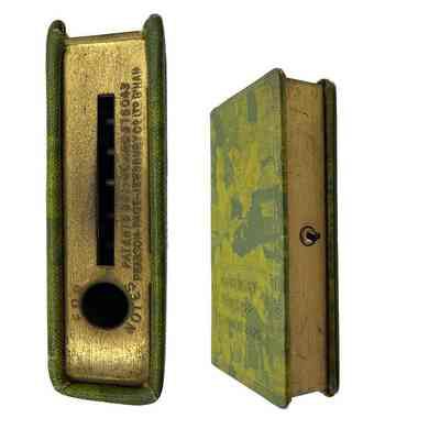Spine and bottom of Savings box