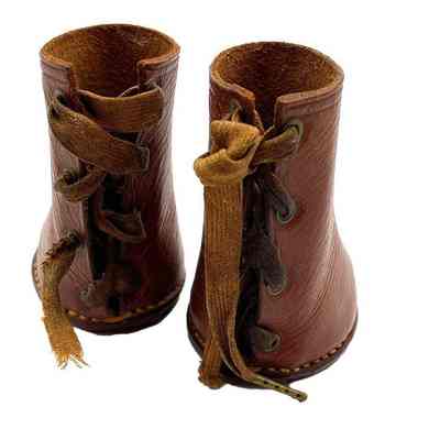 View back of goat's boots