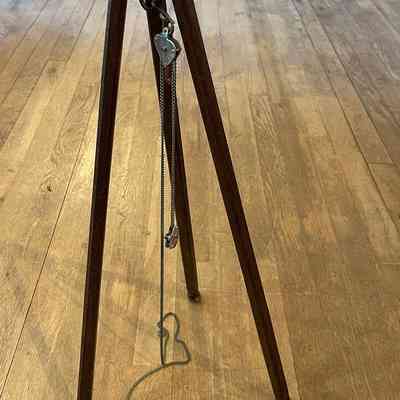 Model of hoist
