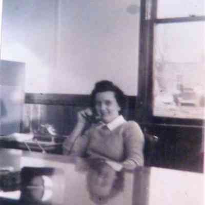 Mabel Washam in the Bank