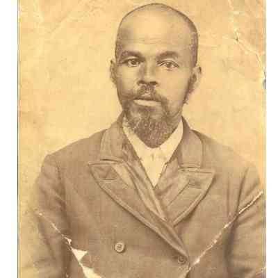 George Washington Caldwell, Sr., the grandson of Nat and Agnes was born in October of 1845 at Rosedale.