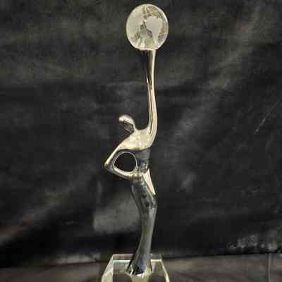 Glass Award Statue, National Hispana Leadership Institute