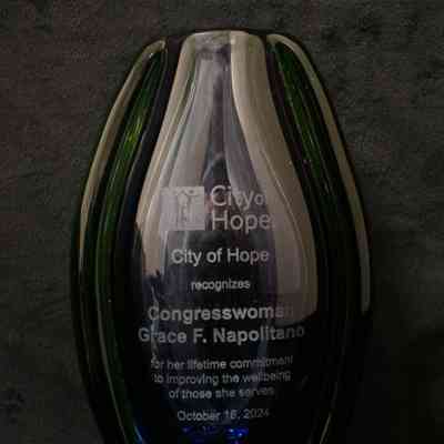 Glass Award Statue, City of Hope