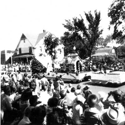 Holy Ghost Parade #8 (Mary Di Cecco)