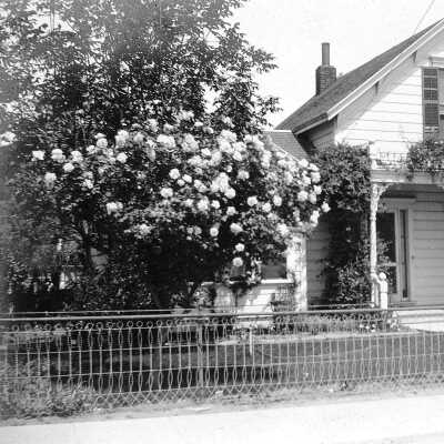 John A. Fraser's House (Mariotti): John A. Fraser's home remained in Fraser hands until the 1950s, when it was torn down for the Pinole Plaza (now Park View Plaza) shopping center.