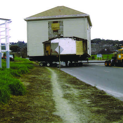 Faria House move hi-res #1 (Margaret Prather)