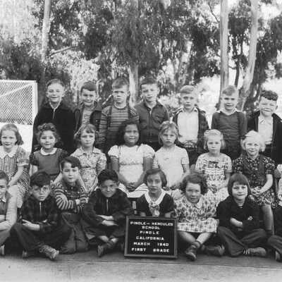 Class photo, 1st grade, 1940 (Vincent) CAPTION FROM SHIRLEY