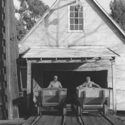 frank variz (L) & buddy